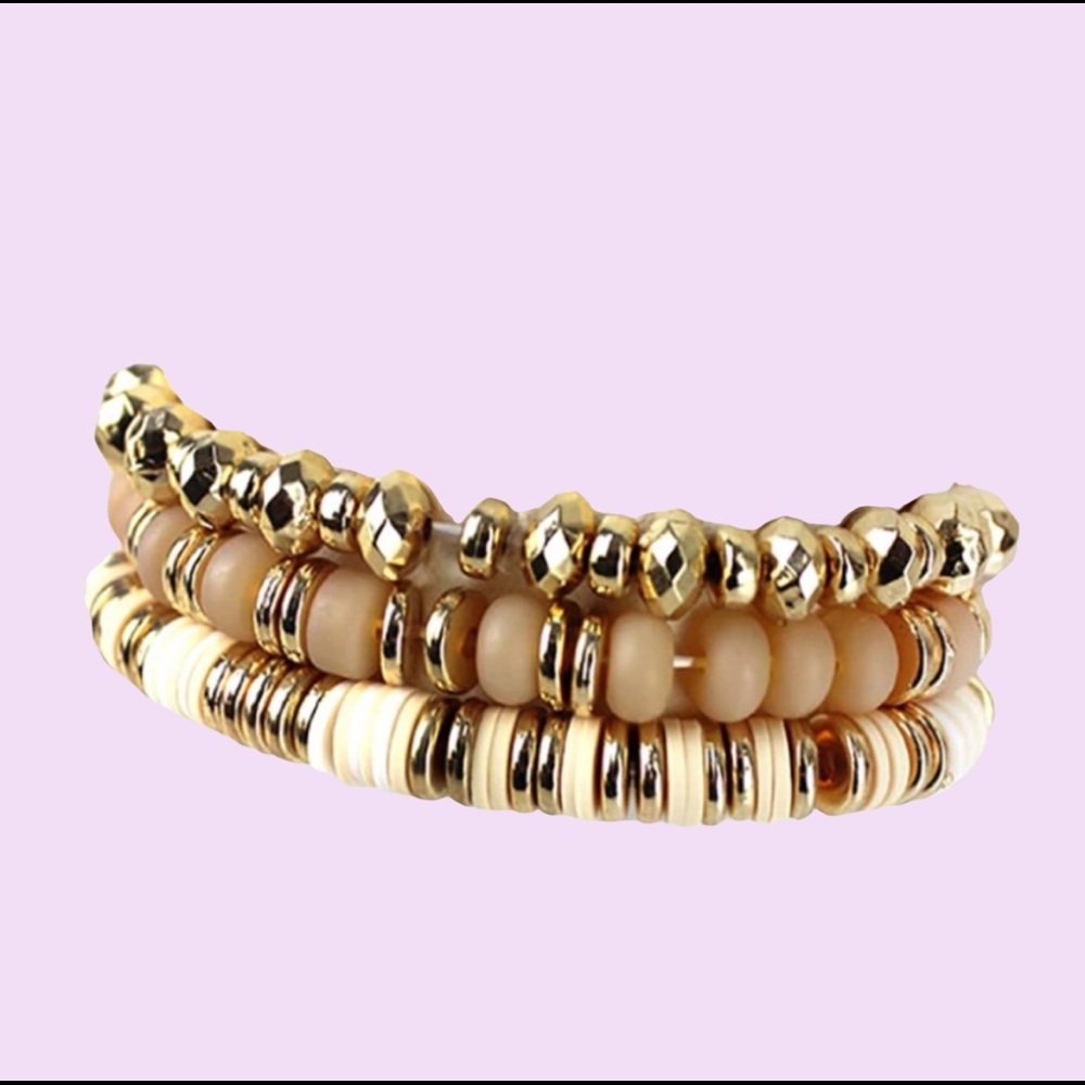 NWT NATURAL AND GOLDTONE ETTA BEADED BRACELET SET